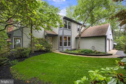12 KINGS CROFT LANE, VOORHEES, NJ 08043