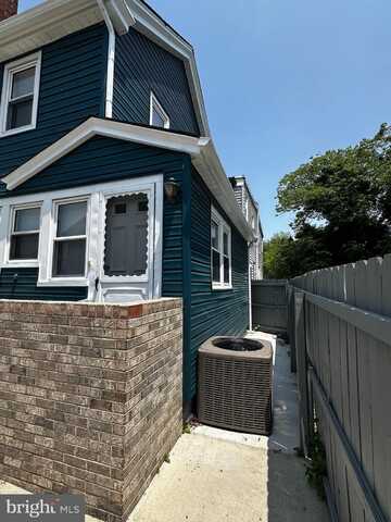 128 W NORTH STREET, DOVER, DE 19904