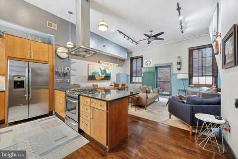 233 VINE STREET, PHILADELPHIA, PA 19106