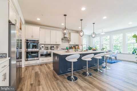 8604 CEDAR CHASE DRIVE, CLINTON, MD 20735