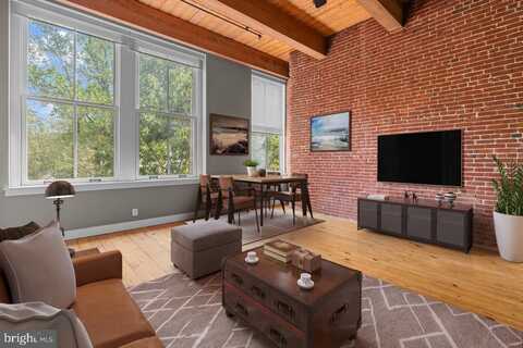 309 ARCH STREET, PHILADELPHIA, PA 19106