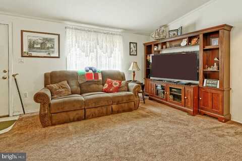 70 HAZELTOP DRIVE, SICKLERVILLE, NJ 08081