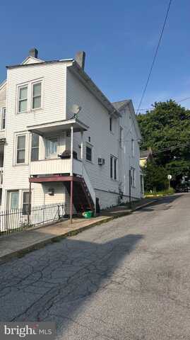 24 S 7TH STREET, SHAMOKIN, PA 17872