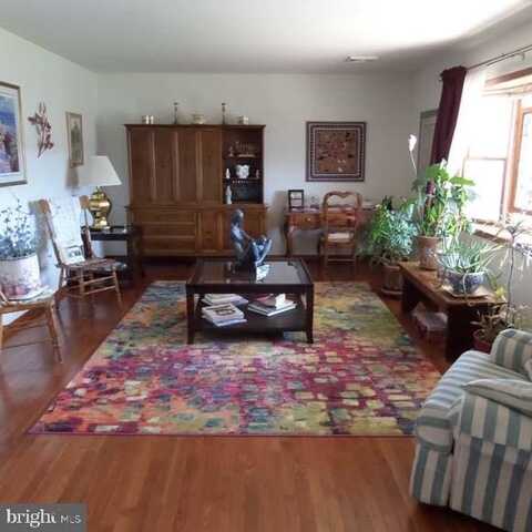 289 CORNFIELD CIRCLE, LEWISTOWN, PA 17044