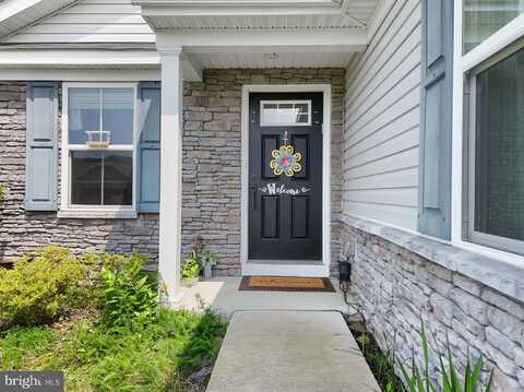 510 OXFORD WAY, MARTINSBURG, WV 25405