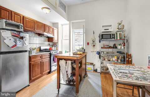 3017 W GIRARD AVENUE, PHILADELPHIA, PA 19130