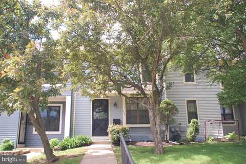 404 FRANKLIN COURT, NORTH WALES, PA 19454