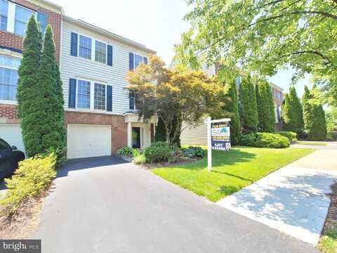 12 ROCKINGHAM COURT, GERMANTOWN, MD 20874