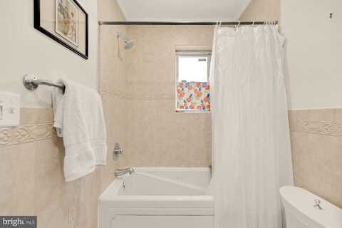 1239 WYLIE STREET NE, WASHINGTON, DC 20002
