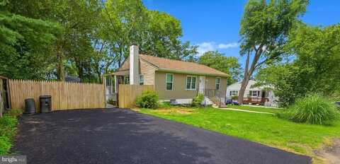 7003 TAYLOR MANOR AVENUE, TEMPLE HILLS, MD 20748