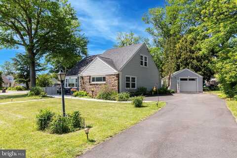 233 OXFORD CIRCLE, NORRISTOWN, PA 19403