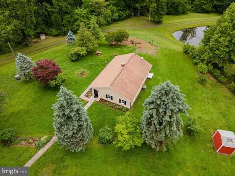 5861 VINE LANE, LINDEN, VA 22642