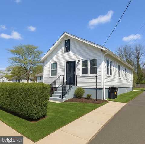 30 CRESCENT, EWING, NJ 08638