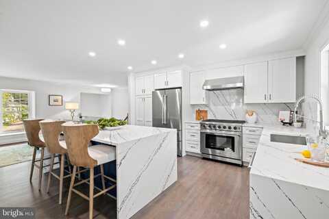 1112 NEAL DRIVE, ALEXANDRIA, VA 22308