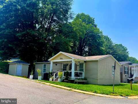 9531 CHESTNUT PARK ST., CAPITOL HEIGHTS, MD 20743