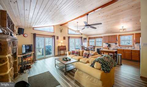 354 KILMER TRAIL, ALBRIGHTSVILLE, PA 18210
