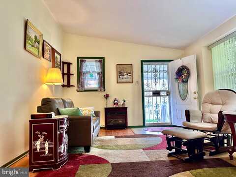 8858 FAIRFIELD STREET, PHILADELPHIA, PA 19152
