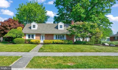 621 E WALNUT STREET, PALMYRA, PA 17078