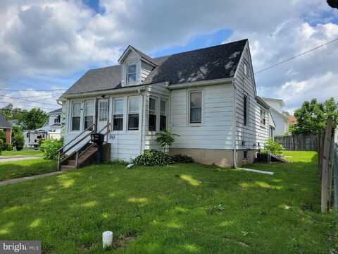 1565 BEALE STREET, MARCUS HOOK, PA 19061
