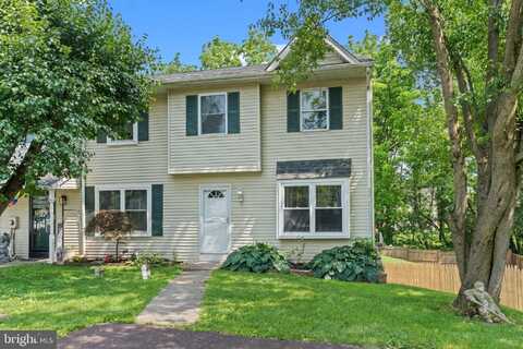 701 HUNTERS RUN, PERKASIE, PA 18944