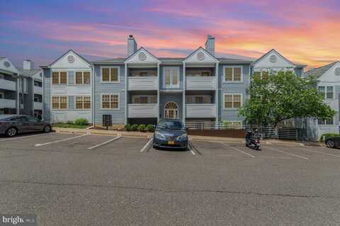 6425 RICHMOND HIGHWAY, ALEXANDRIA, VA 22306