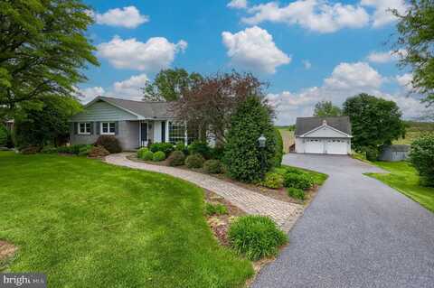 918 LEBANON ROAD, MANHEIM, PA 17545