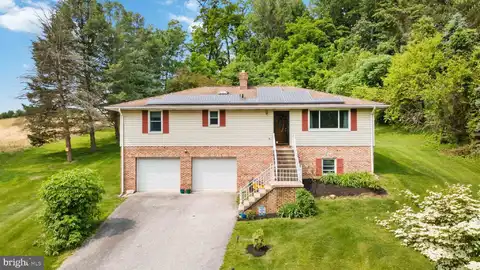 2984 HONEY VALLEY ROAD, DALLASTOWN, PA 17313