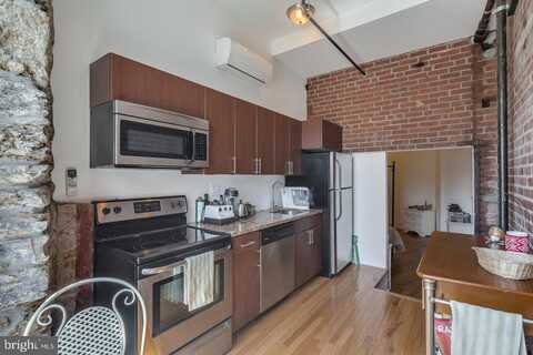 4 LEVERINGTON AVENUE, PHILADELPHIA, PA 19127