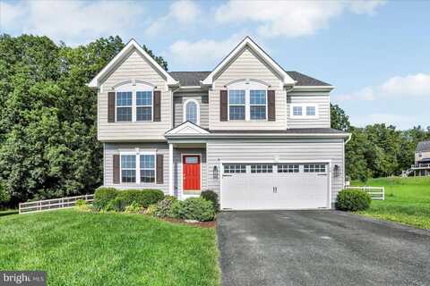 30 KAITLYN DRIVE, HANOVER, PA 17331