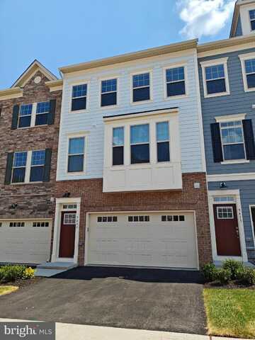9409 BARNES LOOP, MANASSAS, VA 20110