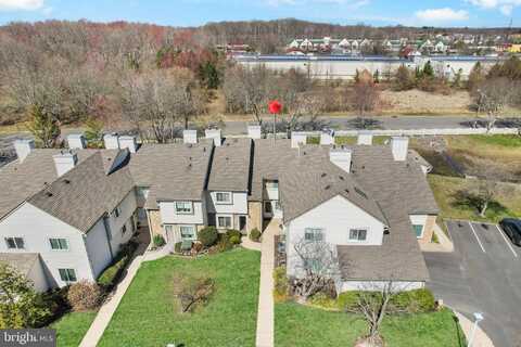 26 CHATHAM COURT, HIGHTSTOWN, NJ 08520