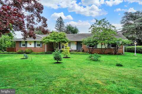 120 DIXIE DRIVE, RED LION, PA 17356