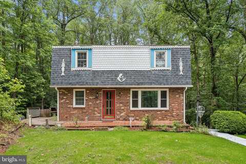 275 CASTLE DRIVE, MONTROSS, VA 22520