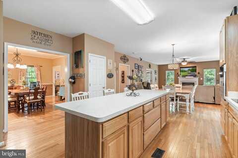 9866 HG TRUEMAN ROAD, LUSBY, MD 20657