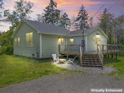 665 Hendricks Hill Road, Southport, ME 04576