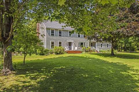 15 Harvey Brook Drive, Freeport, ME 04032