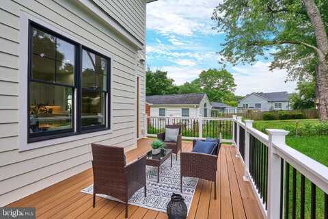 517 WALKER STREET SW, VIENNA, VA 22180
