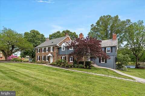 4285 APPLEBUTTER ROAD, PERKASIE, PA 18944