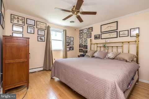 36 BELMONT SQUARE, DOYLESTOWN, PA 18901
