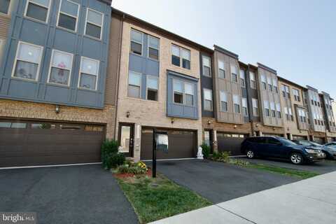45401 DAVENO SQUARE, STERLING, VA 20164