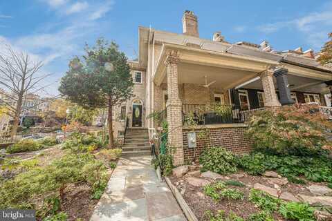 2202 CATHEDRAL AVENUE NW, WASHINGTON, DC 20008
