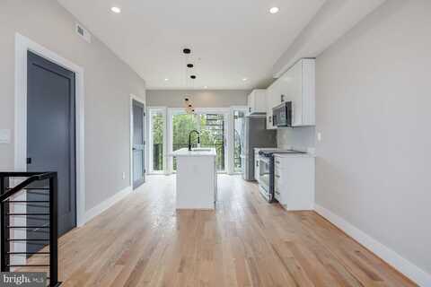 1237 OATES STREET NE, WASHINGTON, DC 20002