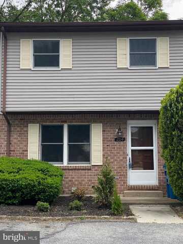 204 MARION AVENUE, CARLISLE, PA 17013