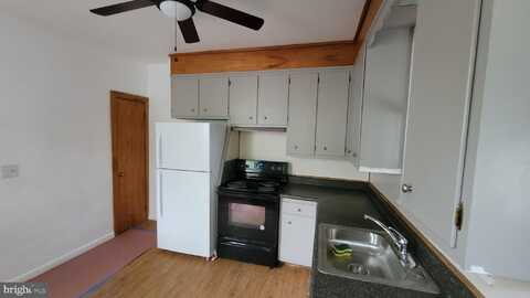 324 SPRING STREET, READING, PA 19601