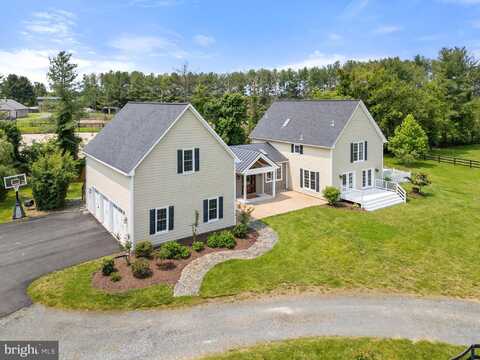 21073 ST LOUIS ROAD, MIDDLEBURG, VA 20117