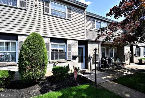 325 S WARMINSTER ROAD, HATBORO, PA 19040