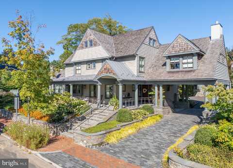 155 E OAKLAND AVENUE, DOYLESTOWN, PA 18901