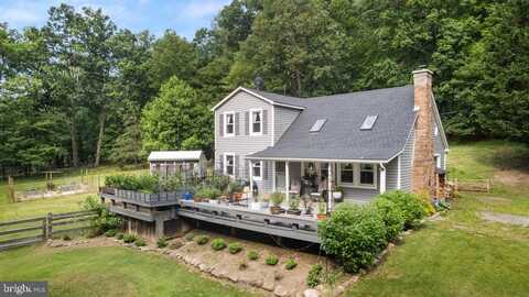 206 ENGLISH MUFFIN COURT, BERKELEY SPRINGS, WV 25411