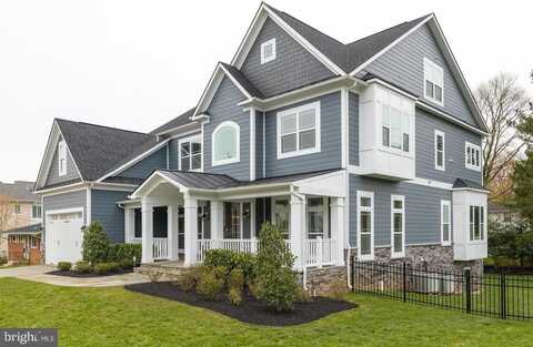 6829 ROSEMONT DRIVE, MCLEAN, VA 22101
