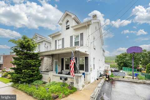 915 SPRING MILL AVENUE, CONSHOHOCKEN, PA 19428